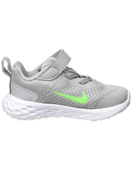NIKE  REVOLUTION 6 NN