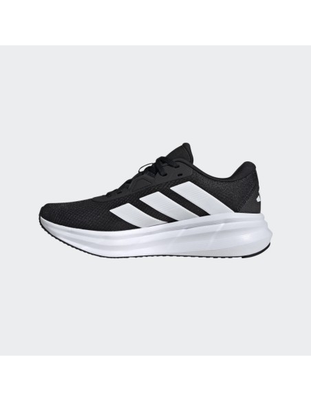 Zapatilla negra Adidas black mujer ID8765
